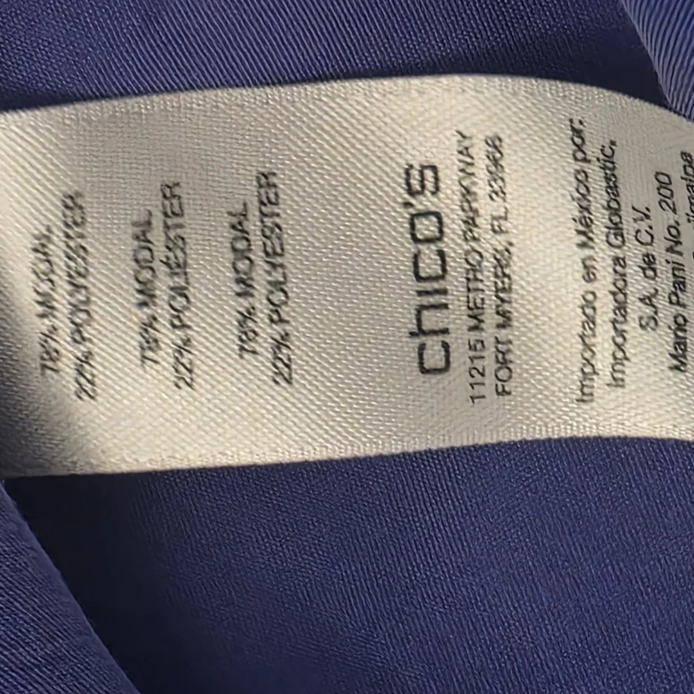 Chico's Purple Shirt‎ Size 1.            Sku 17